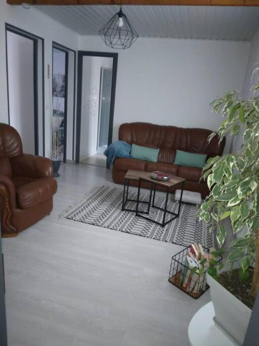 Appartement Cosy Avec Terrasse Vaux-Sur-Seine Extérieur photo