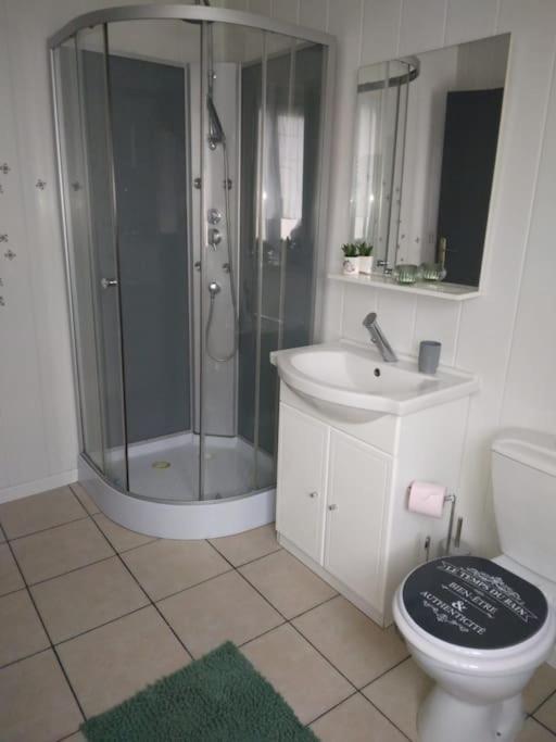 Appartement Cosy Avec Terrasse Vaux-Sur-Seine Extérieur photo