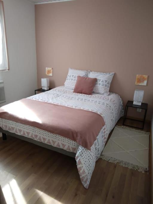 Appartement Cosy Avec Terrasse Vaux-Sur-Seine Extérieur photo